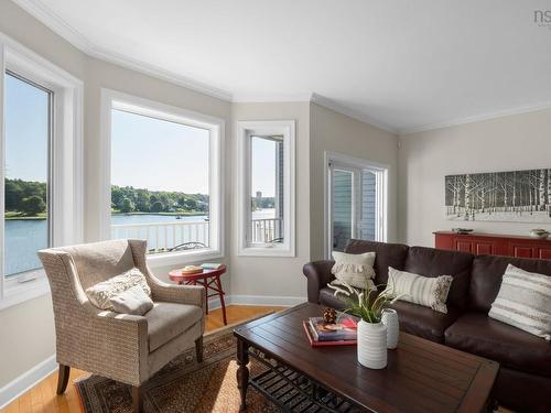 125 Anchor Drive, Halifax, NS - Indoor Photo Showing Living Room