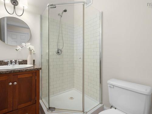 125 Anchor Drive, Halifax, NS - Indoor Photo Showing Bathroom