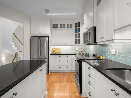 125 Anchor Drive, Halifax, NS - Indoor Photo Showing Kitchen With Upgraded Kitchen