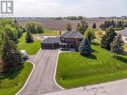 8 BROWNLEE DRIVE  Bradford West Gwillimbury, ON L3Z 2A4