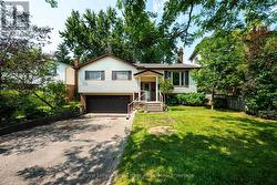 11 BERRY STREET  Halton Hills, ON L7J 2N9