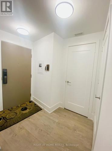 3213 - 10 York Street, Toronto, ON - Indoor Photo Showing Other Room