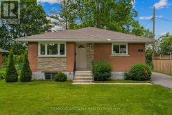 1311 ADIRONDACK DRIVE  Ottawa, ON K2C 2V7