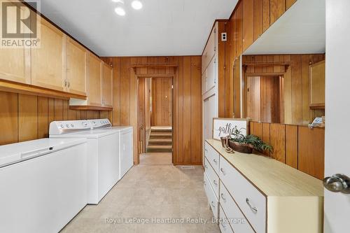 128 Britannia Road W, Goderich (Goderich (Town)), ON - Indoor Photo Showing Laundry Room