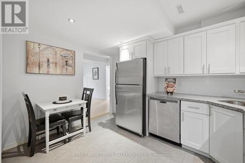 43 Flemington Drive E, Caledon, ON - Indoor Photo Showing Kitchen