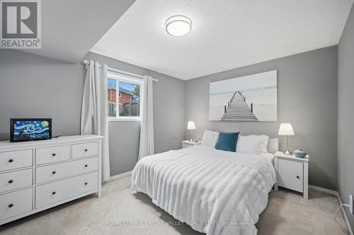 43 Flemington Drive E, Caledon, ON - Indoor Photo Showing Bedroom