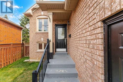 43 Flemington Drive E, Caledon, ON - Outdoor With Exterior