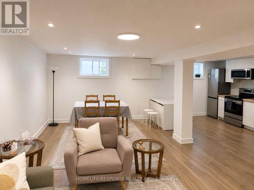 5452 Croydon Road, Burlington, ON - Indoor
