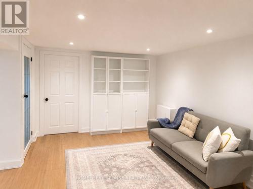 5452 Croydon Road, Burlington, ON - Indoor