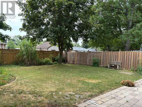 5452 Croydon Road, Burlington, ON - Outdoor With Backyard