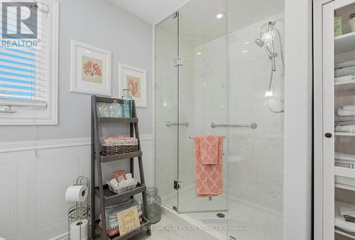1580 Woodeden Drive, Mississauga, ON - Indoor Photo Showing Bathroom