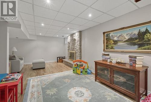 1580 Woodeden Drive, Mississauga, ON - Indoor Photo Showing Other Room