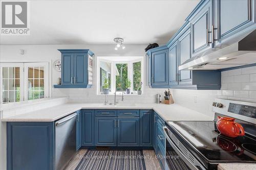 155 Downs Road, Quinte West (Murray Ward), ON - Indoor Photo Showing Kitchen With Upgraded Kitchen
