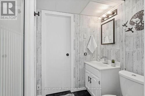 155 Downs Road, Quinte West (Murray Ward), ON - Indoor Photo Showing Bathroom