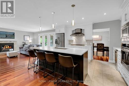 861 Dunlevie Avenue, Ottawa, ON - Indoor Photo Showing Kitchen With Fireplace With Upgraded Kitchen