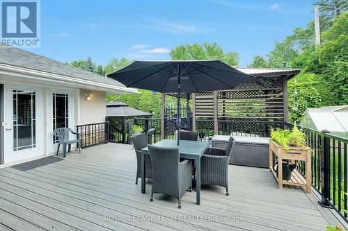 861 Dunlevie Avenue, Ottawa, ON - Outdoor With Deck Patio Veranda With Exterior