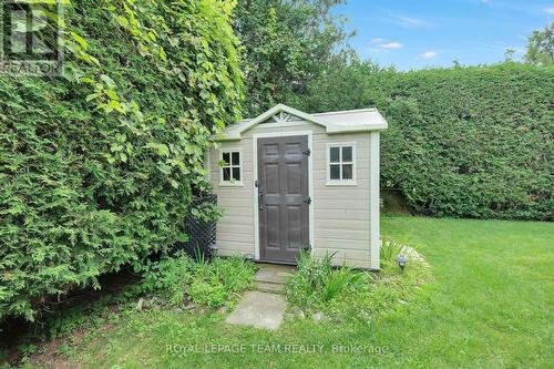 861 Dunlevie Avenue, Ottawa, ON - Outdoor
