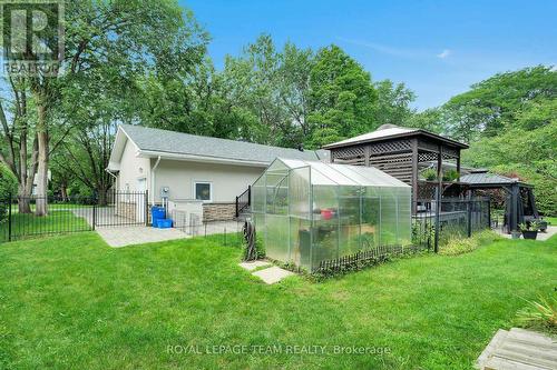 861 Dunlevie Avenue, Ottawa, ON - Outdoor