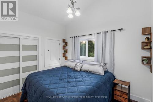 445 Pengelley Drive, Otonabee-South Monaghan, ON - Indoor Photo Showing Bedroom