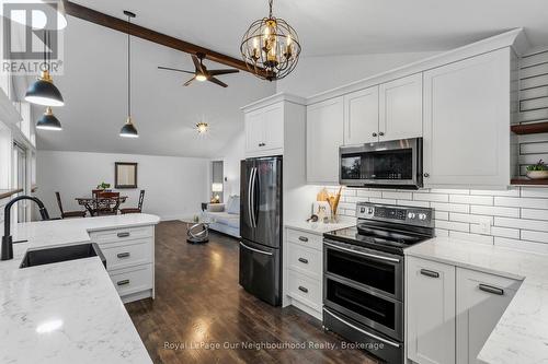 445 Pengelley Drive, Otonabee-South Monaghan, ON - Indoor Photo Showing Kitchen