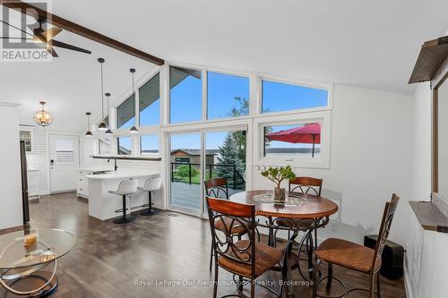 445 Pengelley Drive, Otonabee-South Monaghan, ON - Indoor Photo Showing Dining Room