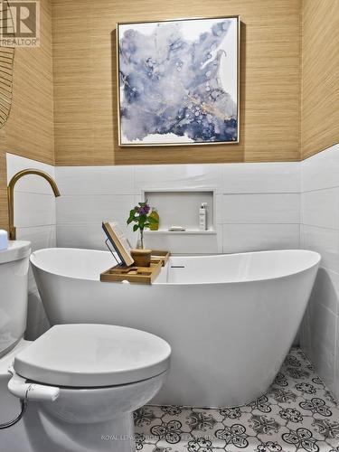 2 - 133 King Street E, Kingston (Central City East), ON - Indoor Photo Showing Bathroom
