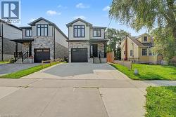 31 FOURTH Avenue Kitchener, ON N2C 1N9