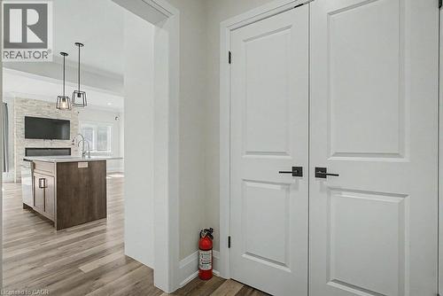 31 Fourth Avenue, Kitchener, ON - Indoor Photo Showing Other Room