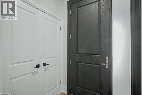 31 Fourth Avenue, Kitchener, ON - Indoor Photo Showing Other Room