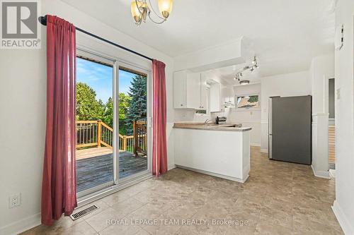 3 Donna Street, Ottawa, ON - Indoor Photo Showing Kitchen