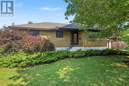 3 Donna Street, Ottawa, ON - Outdoor