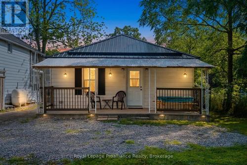 44 Geddes Street, Belleville (Belleville Ward), ON - Outdoor With Deck Patio Veranda
