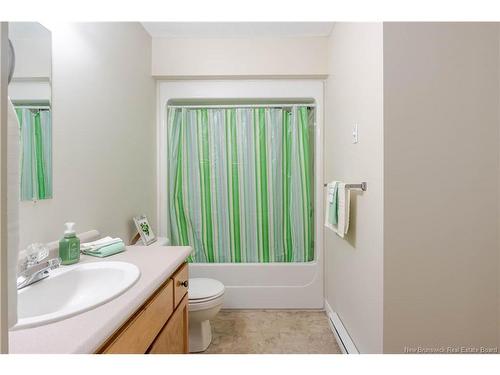 29 Malibu St, Fredericton, NB 