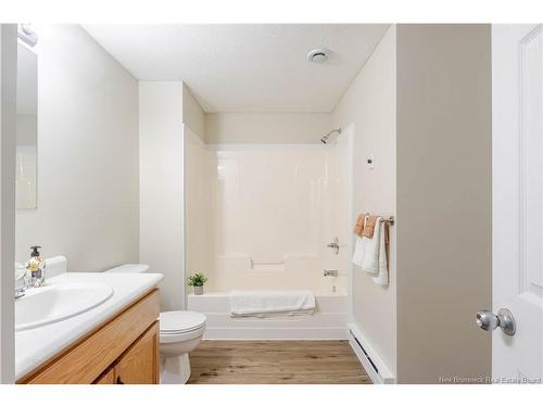 29 Malibu St, Fredericton, NB 