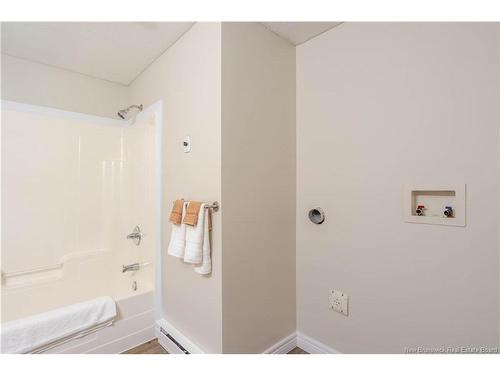 29 Malibu St, Fredericton, NB 