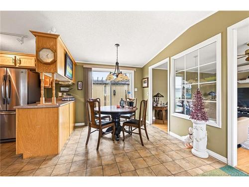9 Blue Ash St, Moncton, NB 