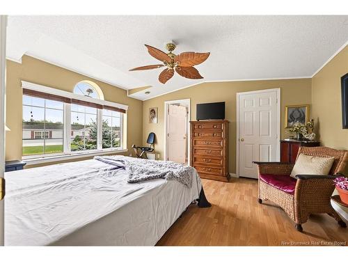 9 Blue Ash St, Moncton, NB 