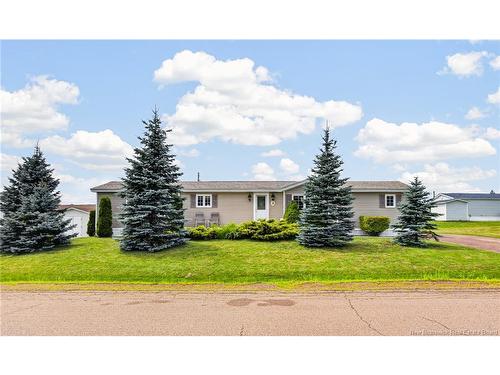 9 Blue Ash St, Moncton, NB 