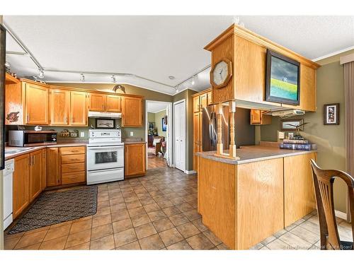 9 Blue Ash St, Moncton, NB 