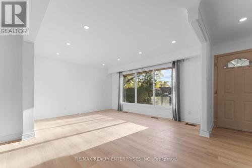 60 WAKELIN TERRACE , St. Catharines, Ontario L2M 4K9 5