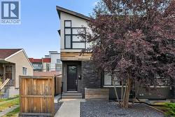 3318 Centre B Street NW  Calgary, AB T2K 0V6