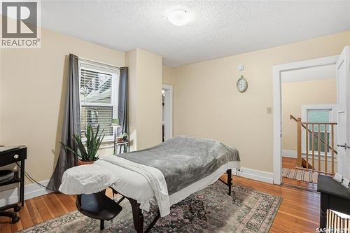 3130 13Th Avenue, Regina, SK - Indoor Photo Showing Bedroom
