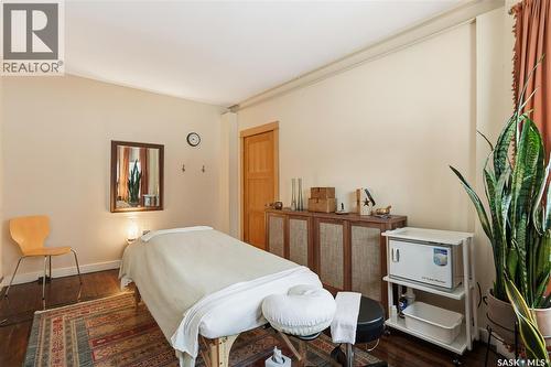 3130 13Th Avenue, Regina, SK - Indoor