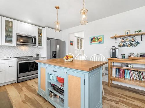436 Bald Rock Road, Halifax, NS - Indoor Photo Showing Kitchen With Upgraded Kitchen