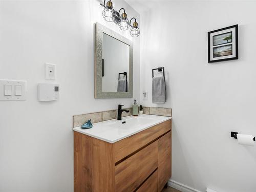 436 Bald Rock Road, Halifax, NS - Indoor Photo Showing Bathroom