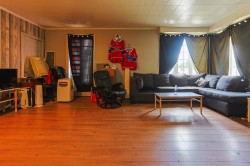 Salon - 
