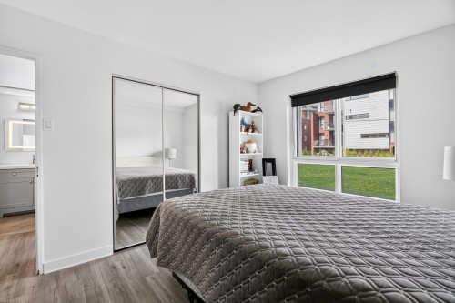 Master Bedroom - 103-6 Av. Argyle, Saint-Lambert, QC - Indoor Photo Showing Bedroom