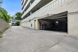Garage - 