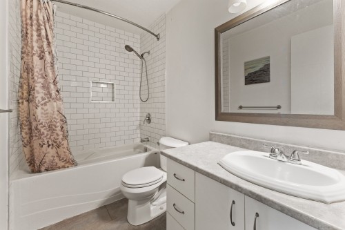 Salle de bains - 1643 Rue Joanette, Gatineau (Gatineau), QC - Indoor Photo Showing Bathroom