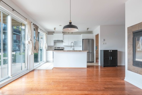 Salle à manger - 3-4595 Ch. Des Prairies, Brossard, QC - Indoor Photo Showing Kitchen